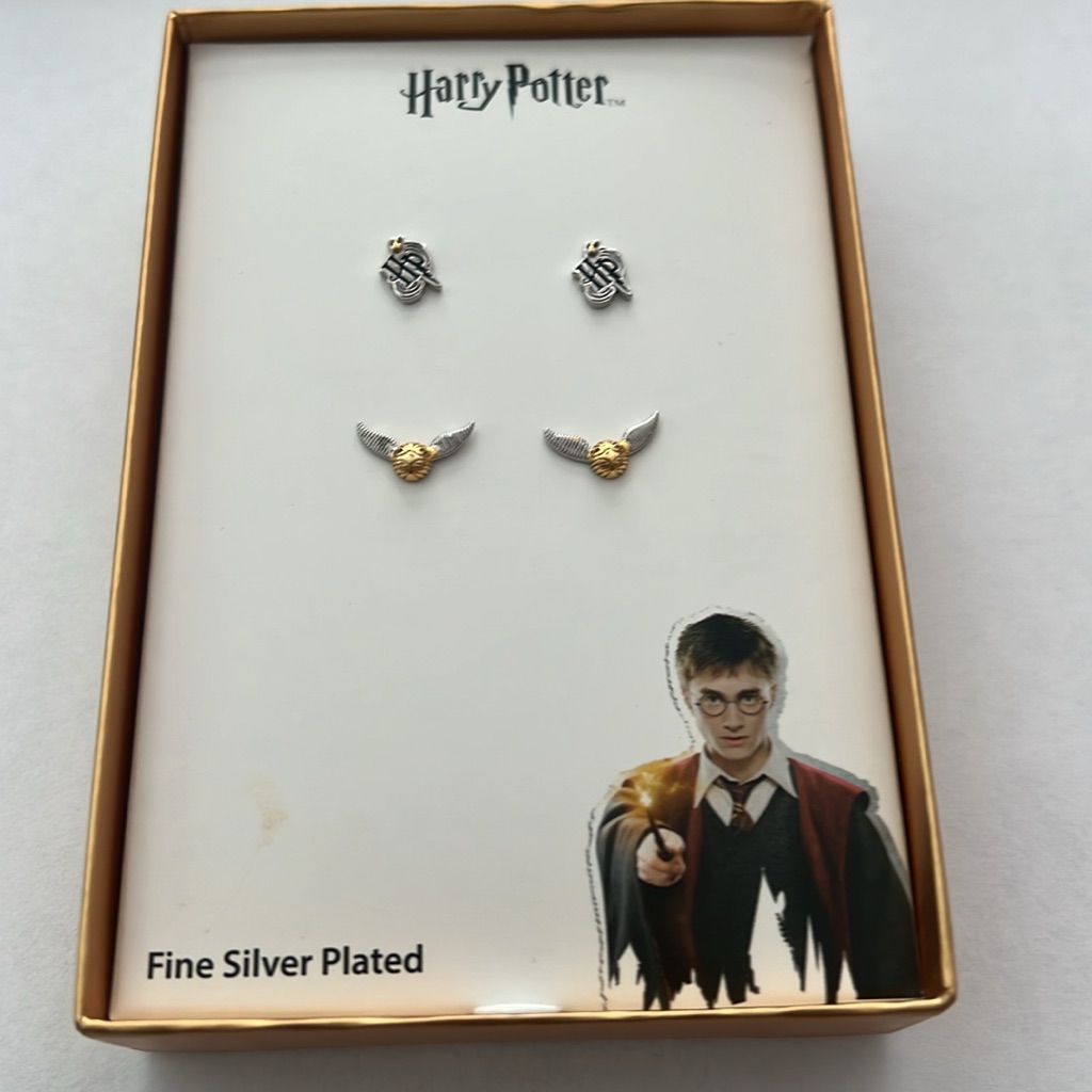 Harry Potter Silver Plated Earrings 2 Pair